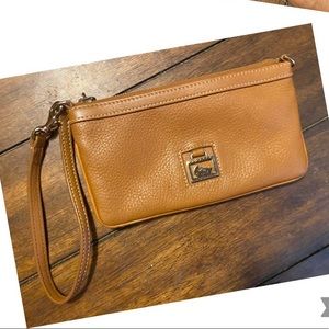 Dooney & Bourke wrislet